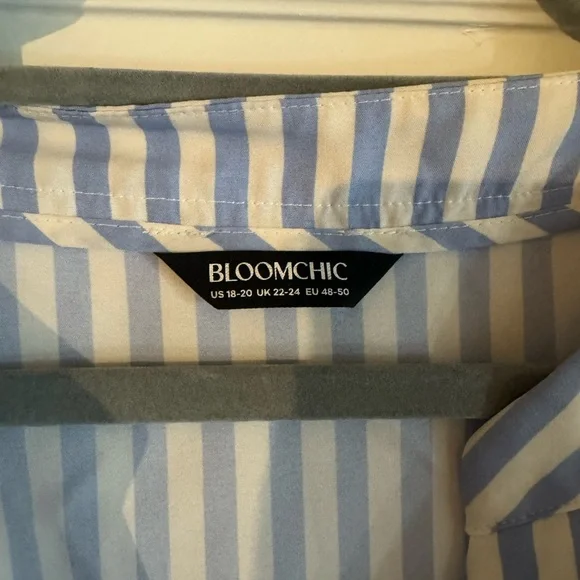 Striped Drawstring Shirred Dolman Sleeve Dress - Picture 2 of 4